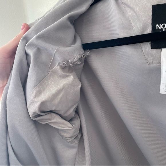 GUC, Northface Jacket, Size Small - Picture 5 of 11